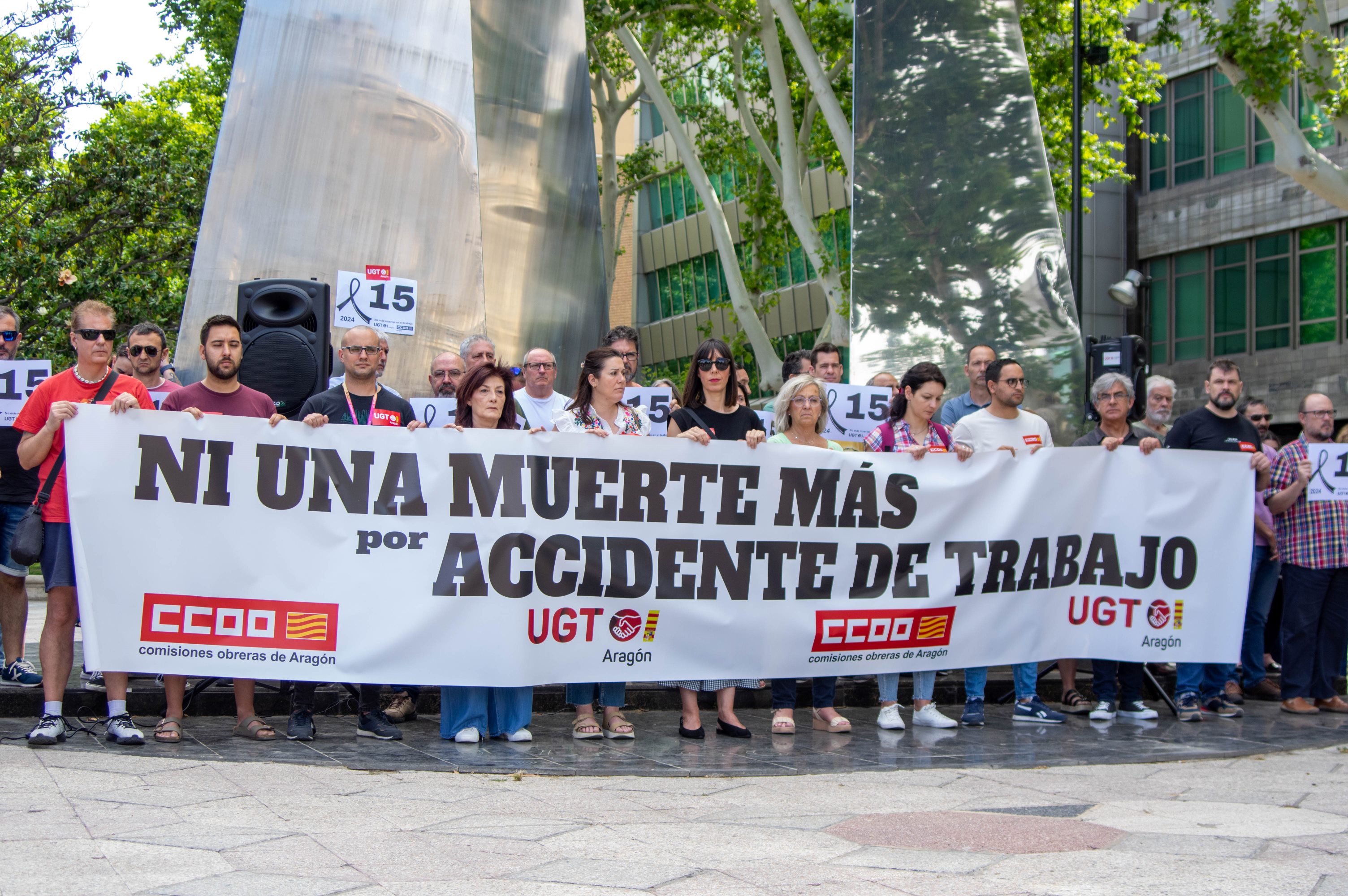 CCOO exige responsabilidades a las empresas implicadas en el accidente acaecido en las obras de acopio de agua de Sos del Rey Católico.
